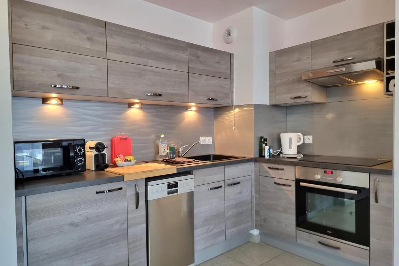 Chez Lou Et Dan 4P Apartment With Balcony Elevator And Secure Parking Онфлёр Экстерьер фото